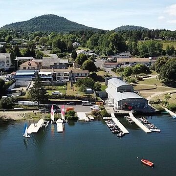 Lac d'Aydat - École de Voile